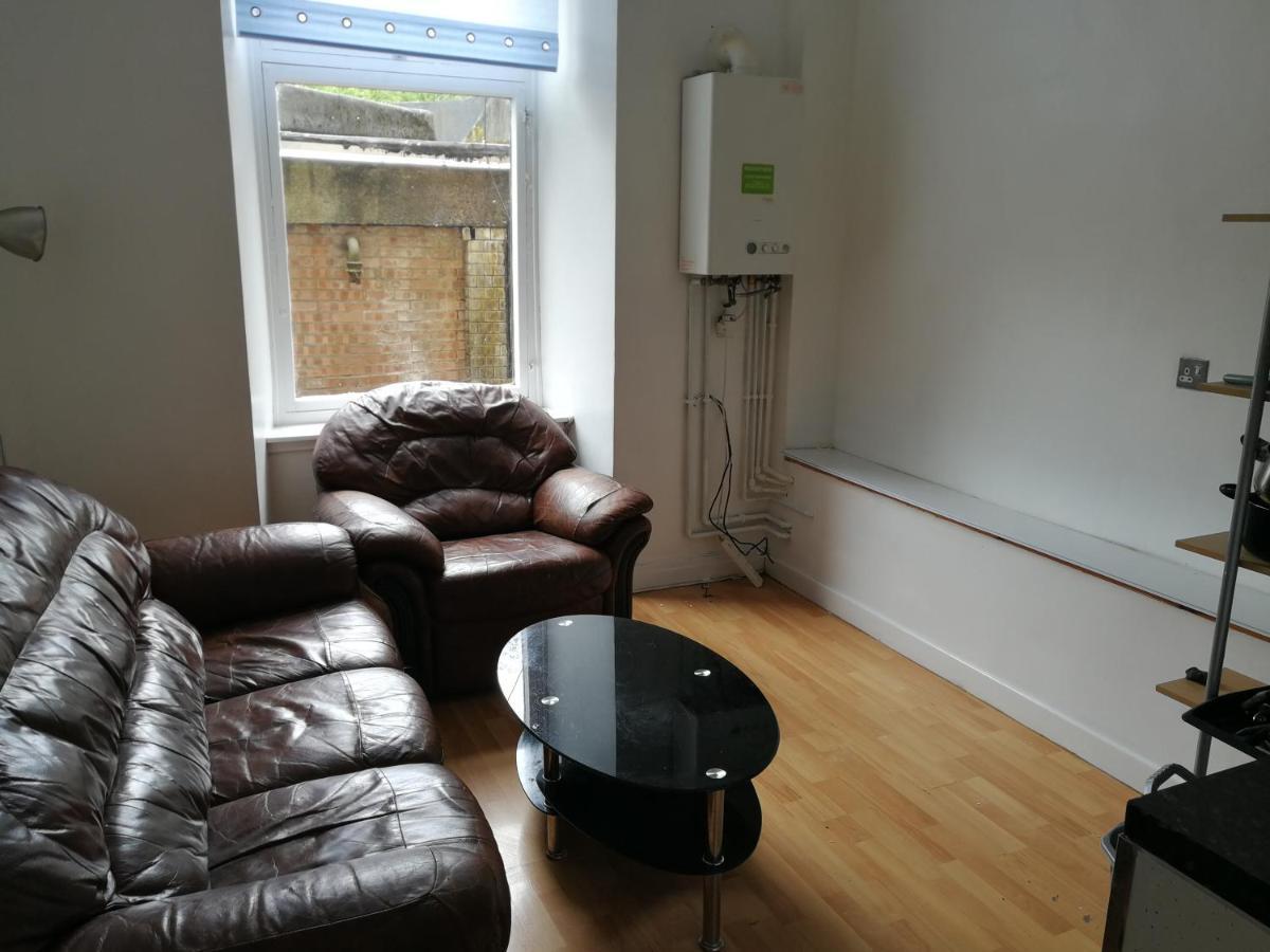 Budget Double Bedroom Near Glasgow City Centre And West End Dış mekan fotoğraf